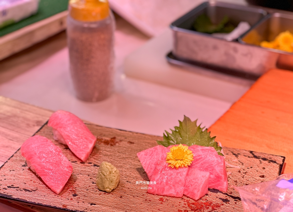 大阪美食推薦|黑門市場。黑銀鮪魚專賣店~油脂豐富金三角 大阪美食推薦|黑門市場。黑銀鮪魚專賣店~油脂豐富金三角