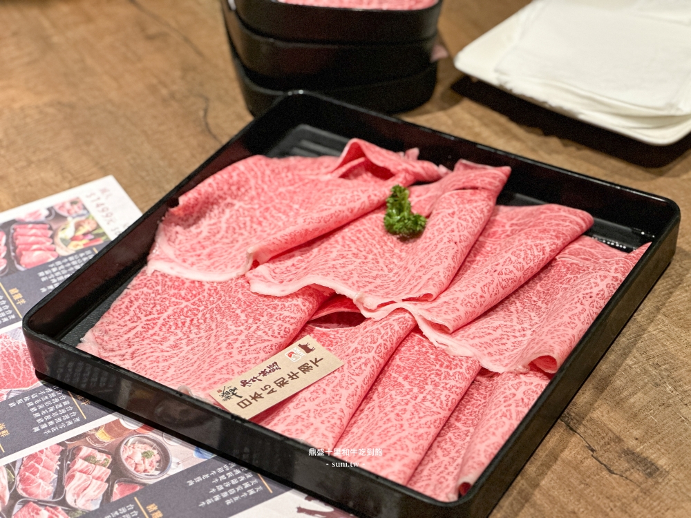 新竹和牛吃到飽｜鼎盛十里二樓和牛放題。1299元起日本A5和牛吃到飽(菜單價位)